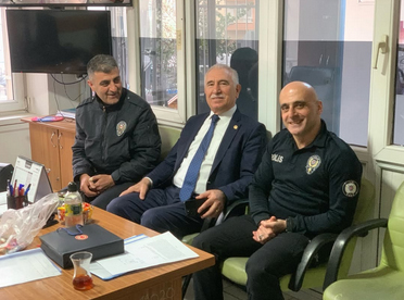 Kadim Durmaz’dan Polis Haftası Mesajı: “Bu Onurlu Görev Her Zaman Saygıyı Hak Ediyor”