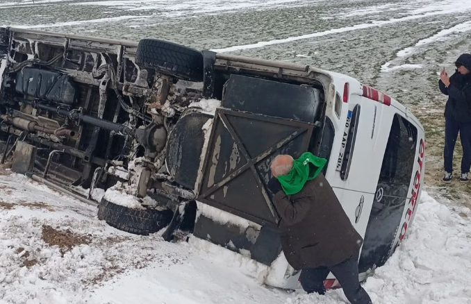 Erbaaspor U19 Takımı Kaza Geçirdi! Samsun-Ladik Yolunda Korku Dolu Anlar