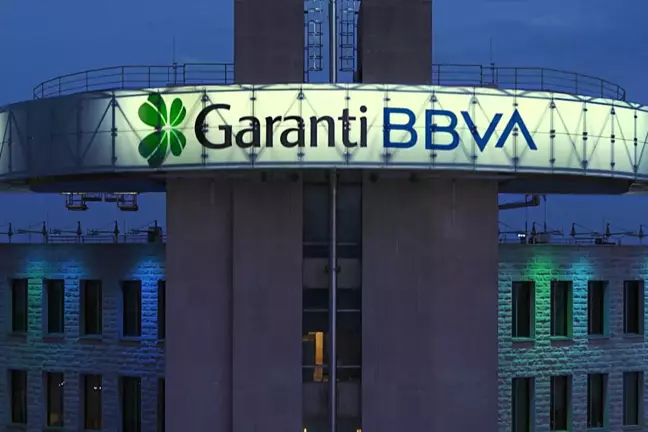 Garanti BBVA’da Mobil Kriz! Şubeler Gece Yarısına Kadar Açık Kalacak