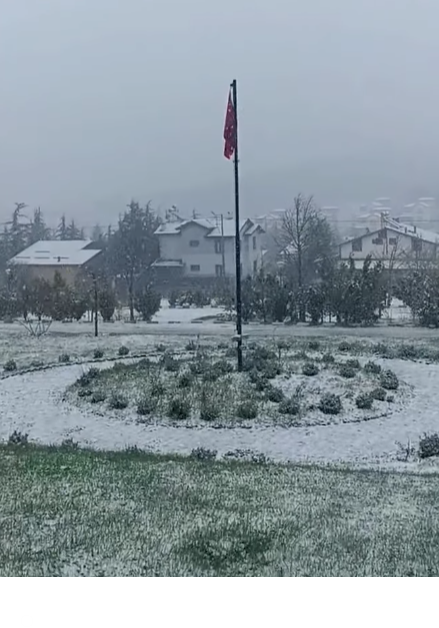 Nisan Ayında Kar Yağdı! Tokat’ın O İlçesi Beyaza Büründü